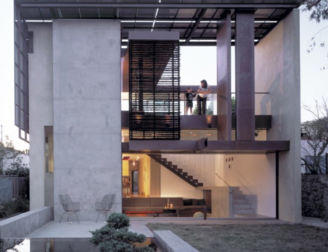 green design, eco design, sustainable design, Brooks Scarpa, Solar Umbrella, Venice Beach, Paul Rudolph, Umbrella House, recycled materials, solar canopy, soalr power, energy neutral, glass wall