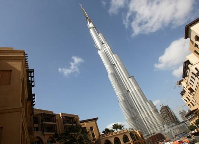 Burj al Khalifa, World's tallest building, burj al arab, dubai, world islands sinking, blue crystal, shipping containers, top 6, solar powered desert oasis, world's highest tennis court, eco-design, sustainable design, green design