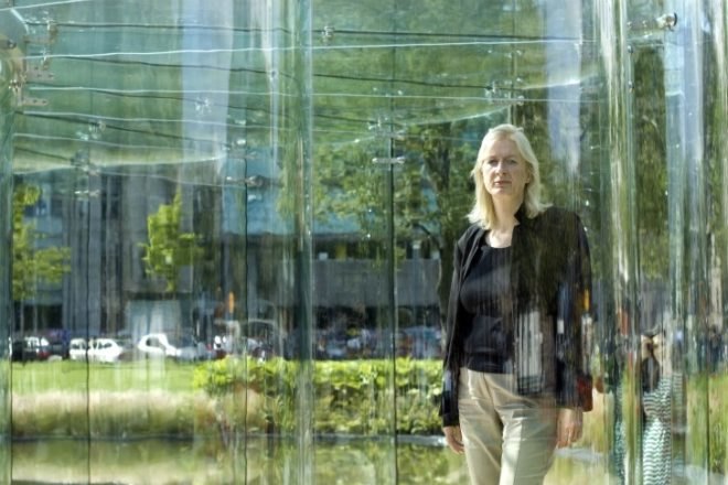 Edinburgh Arts Festival, Solar Pavilion, Karen Forbes, Sunlight, Daylight, sun dial, buro happold, rmjm, temporary pavilion