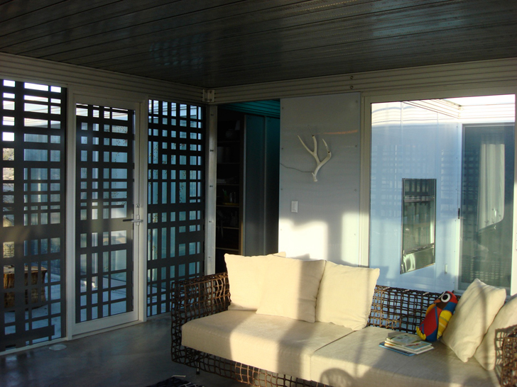 green architecture, eco architecture, california architecture, modern california architecture, Taalman Koch, los angeles architecure, desert architecture, off grid homes, off grid architecture, solar homes, thermal heating, off grid it house, it house