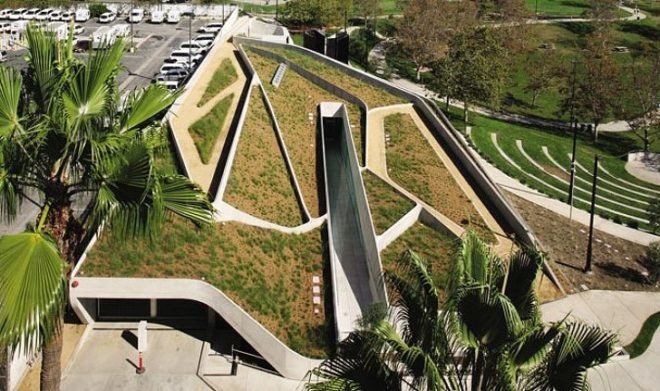 Hagy Belzber, LA Holocaust Museum, green roof, natural light, energy efficiency, naural irrigation, eco design, sustainable design, green design, native flora, energy efficiency