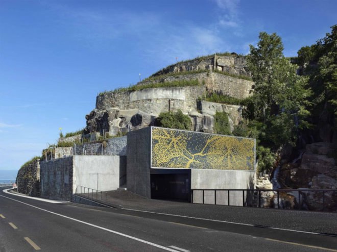 eco wine tasting,green wine tasting, local materials, Lake Geneva wine tasting, pixilated facade, Lavaux wine tasting, Wine tasting room, Daniel Schlaepfer, metal skin, Fournier-maccagnan Architecture