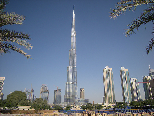 Dubai, Kingdom Tower, Burj Khalifa, Adrian Smith and Gordon Gill, Prince Alwaleed bin Talal, World's tallest building