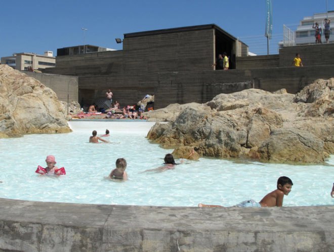 seaside pool, public pool design, green pool design, environmental pool, kids pool, natural pool sit,portugal green building, classic green building, eco pool, eco pool design, natural pool, site specific design,