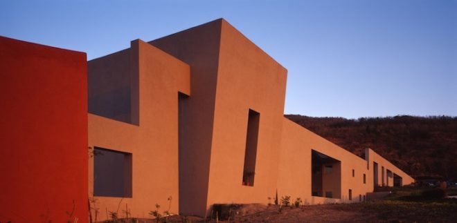 natural materials, recycled materials, rainwater harvesting, sustainable design, green design, eco-design, Lupin Research Center, Malik Architecture, India, terra cotta, daylighting, passive cooling, passive heating, energy efficiency