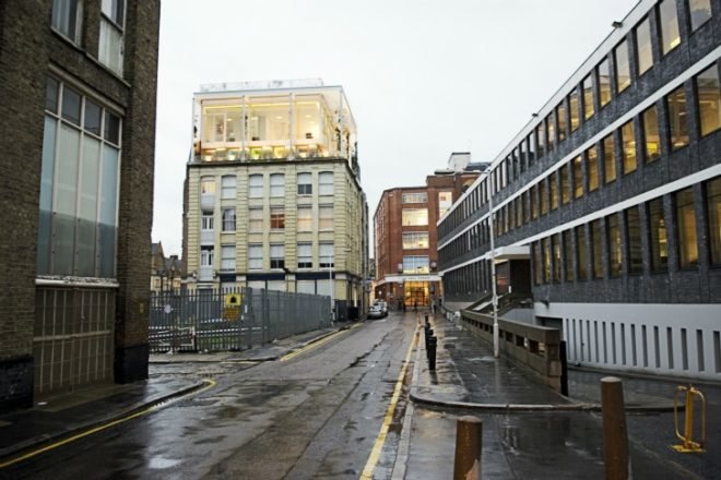 Roof Garden Apartment, Tonkin Liu, rooftop apartment, vertical garden, london, green roof, eco apartment