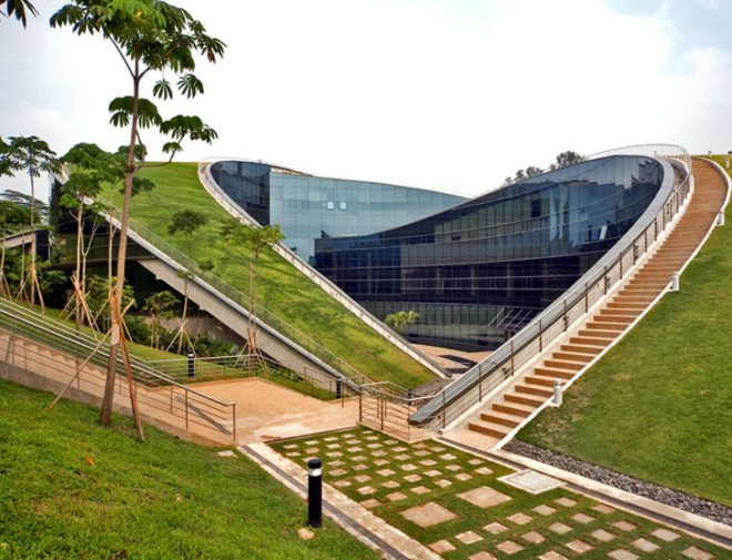 eco school, eco-classroom, environmental school, green art school, green back to school, green classroom, green roof school, green school, greenest school, LOK-EK, prefab school, Project Frog, rammed earth school, shipping container school