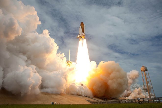 kennedy space center, nasa pollution, space shuttle pollution, space shuttle fumes, space shuttle emissions, nasa pollution, nasa programs, nasa launches, space shuttle launches, space travel emissions, clean space travel, sustainable space travel