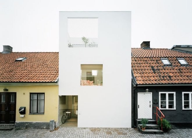 daylighting, natural lighting, rooftop courtyard, green design, sustainable design, Sweden, insulated glass, Landskrona, townhouse, small fooprint, eco design, sustainable design, green design, Elding Oscarson