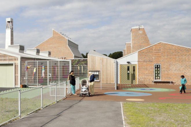 green design, eco design, sustainable design, Sarah Wigglesworth Architects, Sandal Magna Community School, Wakefield, UK, Rainwater collection system, reclaimed materials, recycled materials, sustainable timber, natural ventilation, carbon efficient school