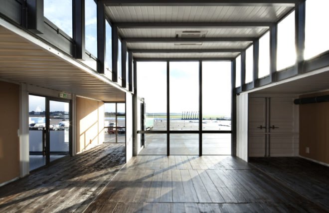 bread and butter,shipping container, shipping container architecture, cargotecture, two times twenty feet, shipping container store, tommy hilfiger, hilfiger, tommy hilfiger shipping container, eco design, green design, sustainable design, green architecture, eco architecture