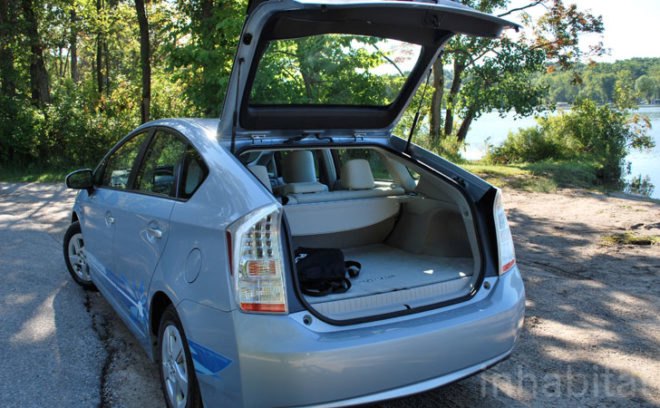 Chevy Volt, test drive, Laura K. Cowan, plug-in hybrid, range-extended EV, electric car, hybrid vehicle, Plug-in Prius, Prius hybrid, fuel efficiency, green automotive design, green transportation, alternative transportation