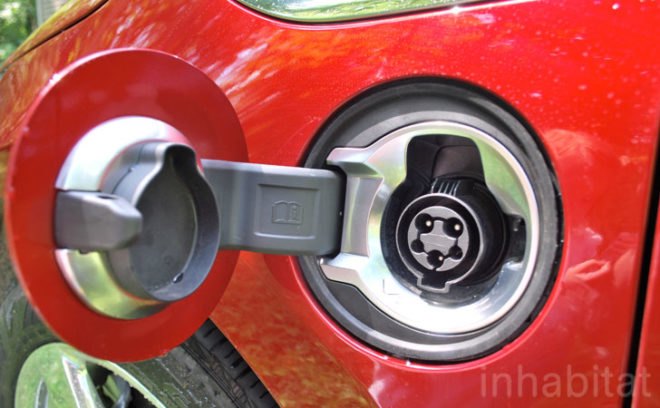 Chevy Volt test drive, Chevy Volt extended test drive, Inhabitat, Laura K. Cowan, Transportation Editor, green transportation, alternative transportation, electric vehicle, electric car, PHEV, plug-in hybrid, range-extended EV, green automotive design