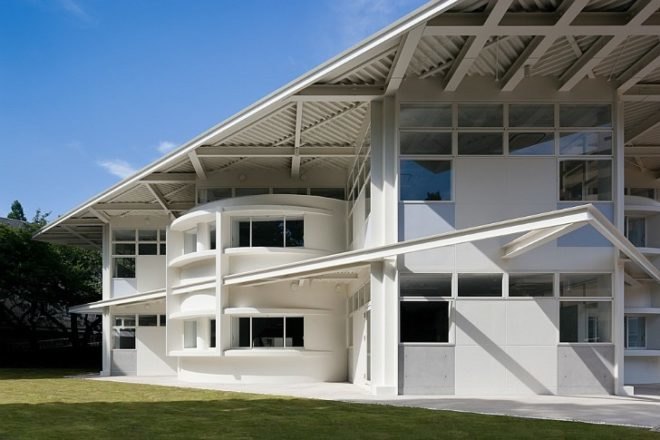 passive design, Japanese design, engawa, natural lighting, shading, green design, eco-design, sustainable design, circular design, International School of Sacred Heart, Tokyo, Japan