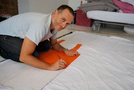 sleeping bags, st. mungo's, marriott hotel marble arch, vicki murdoch, andy marks, sir john hegarty, john bruges, reusable bag, recycled bed linens