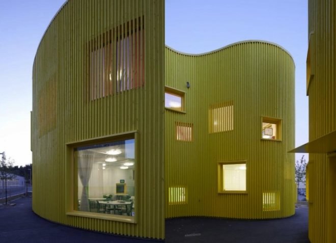 Tham & Videgård Arkiteker, canary-colored school, Tellus Nursery School, daylighting, mechanical load, pine facade, diffused lighting, natural lighting, natural materials, sustainable materials, green design, eco-design, sustainable design, energy efficiency