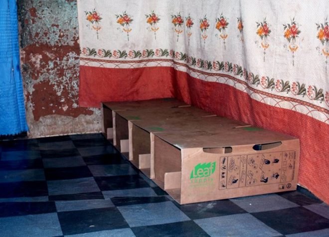 Cardboard, cardboard bed, disaster relief, humanitarian design, LeafBed, Leaf Supply