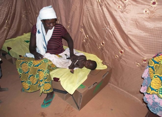 Cardboard, cardboard bed, disaster relief, humanitarian design, LeafBed, Leaf Supply