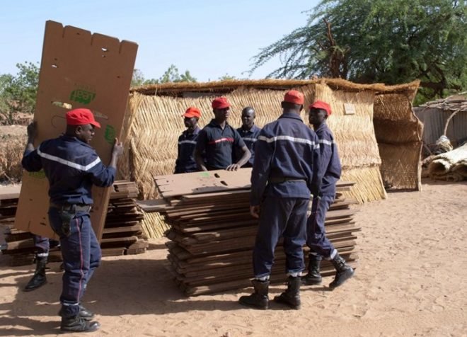Cardboard, cardboard bed, disaster relief, humanitarian design, LeafBed, Leaf Supply