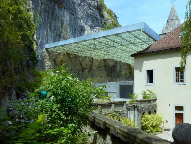 Couverture Ruine Archeologique, Savioz Fabrizzi Architectes, st. maurice abbey, disaster proof design, daylighting, floating roof, archaeology site