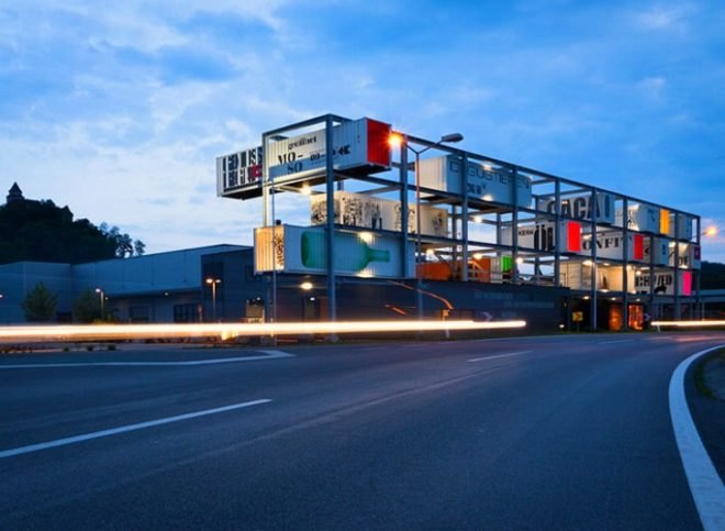 Genussregal, BWM Architekten und Partner, cargotecture, shipping containers, austria, local food, wine shop, sustainable food