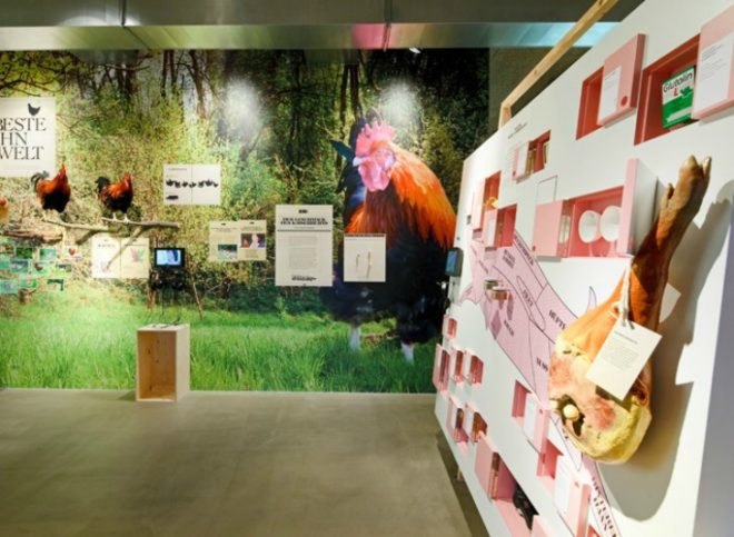 Genussregal, BWM Architekten und Partner, cargotecture, shipping containers, austria, local food, wine shop, sustainable food