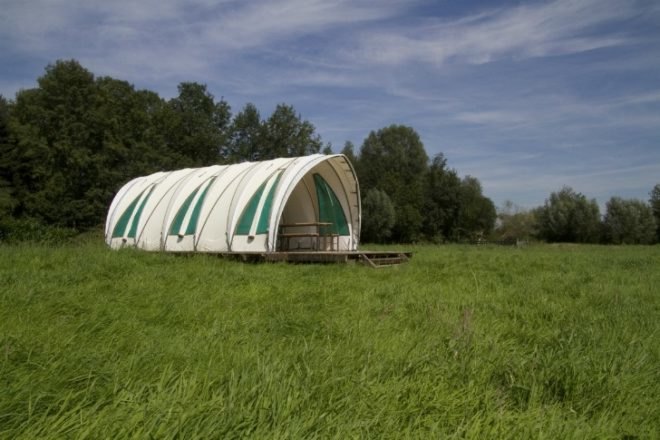 Greenhouse Pavilion, Studio Elmo Vermijs, the netherlands, temporary pavilion, recycled materials, upcycled materials