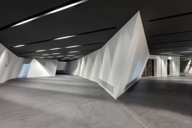 green design, eco design, sustainable design, Daniel Libeskind, Dresden, Germany Museum of Military History, glass addition, natural lighting