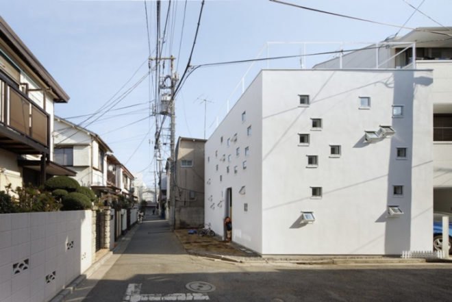 Takeshi Hosaka Architects, tiny house, contemporary Japanese home design,Japanese home addition, Japan eco design, skylights, building design for deaf, pixelated, green design, mini house, Japan green house, Tokyo green house, eco home, eco home design, green addition,