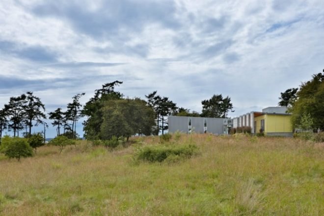 Roundy Residence, Miller Hull Partnership, green home, solar hot water, solar passive design