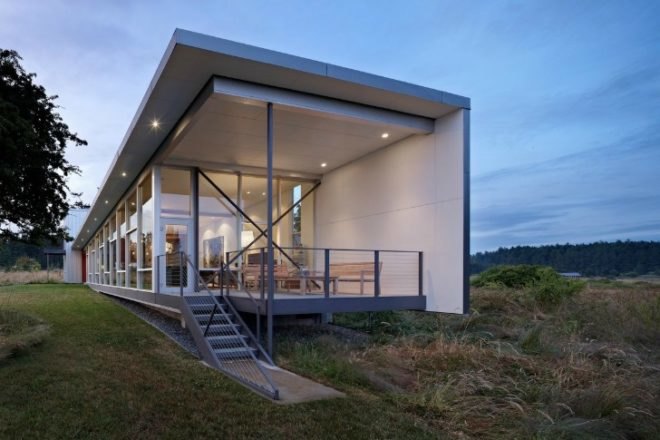 Roundy Residence, Miller Hull Partnership, green home, solar hot water, solar passive design
