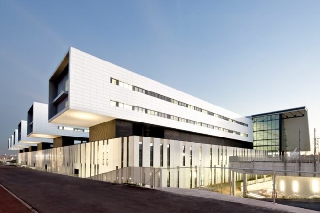 Sant Joan Hospital de Reus, Mario Corea Arquitectura, spain, hospital, green roof, daylighting