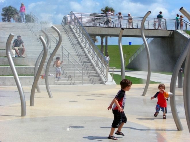 South Pointe Park, Hargreaves Associates, urban green space, hurricane resistant, park, south beach, florida