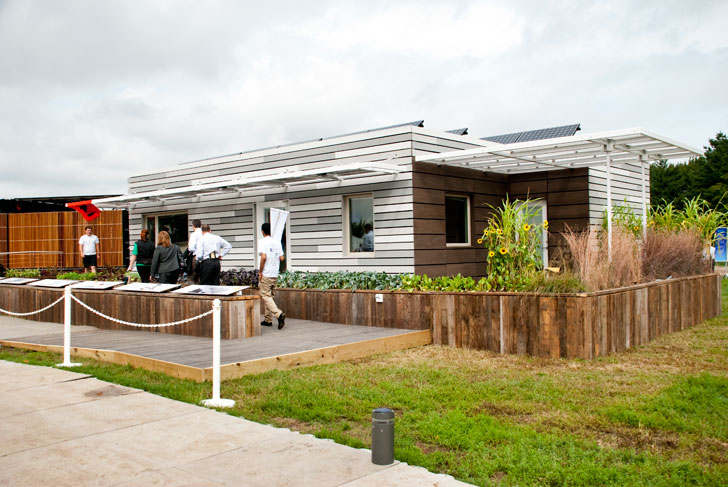 2011 Solar Decathlon, team Illinois, re_home, university of illinois at urbana-champaign, solar home, disaster recovery, rapid response