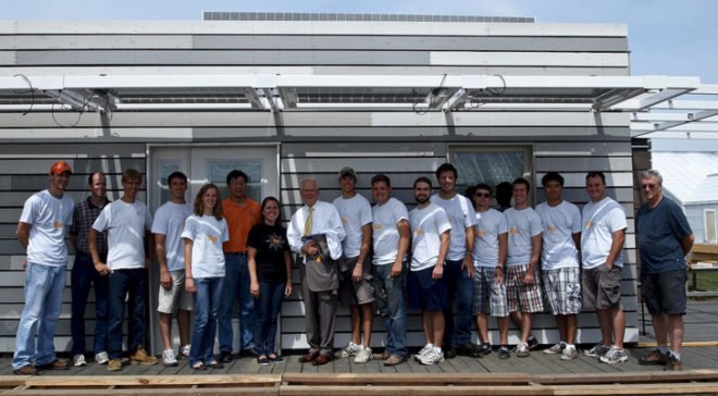 green house design, University of Illinois at Urbana-Champaign solar house,2011 solar decathlon, UIUC Re_house, Re_House, eco house, solar powered house,DOE solar house, recycled buildign materials, low impact house siding, solar shading,