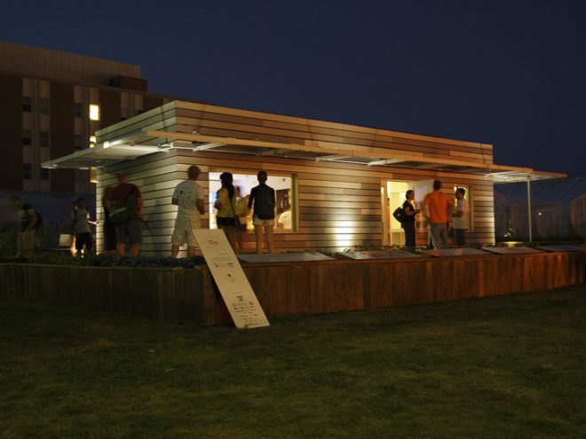 green house design, University of Illinois at Urbana-Champaign solar house,2011 solar decathlon, UIUC Re_house, Re_House, eco house, solar powered house,DOE solar house, recycled buildign materials, low impact house siding, solar shading,