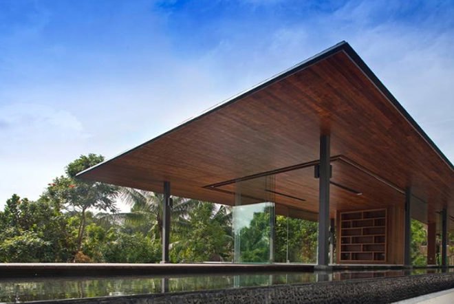 Water-cooled house, Wallflower ARchitecture + Design, oculus, second storey pond, Singapore, natural cooling system, green design, eco design, sustainable design