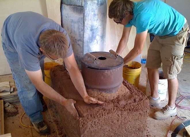 rammed earth, clay, passive design, solar water heater, solar panels, southern exposure, solar gain, glazing, Design Build Bluff, Utah, Navajo, Suzie Whitehorse, natural cooling, natural ventilation