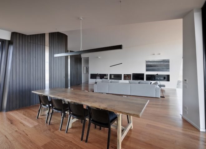 energy efficiency, green design, sustainable design, eco design, Australia, passive design, glazing, solar gain, bucolic landscape, origami-shaped
