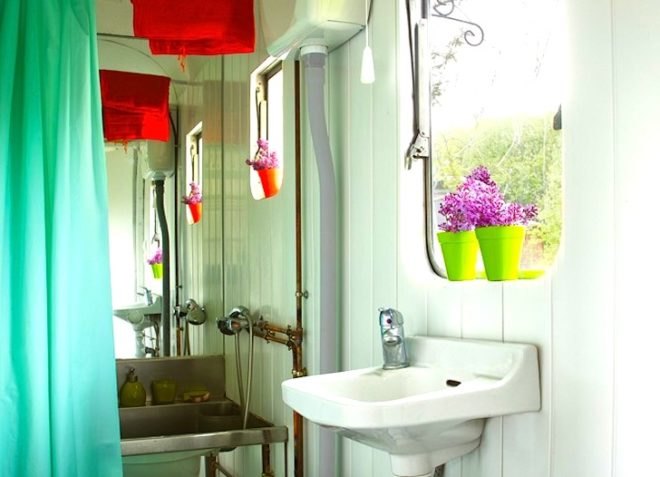 adaptive reuse, creative reuse, renovation, trailer, France, Pierre Arnoux, Happy Hippy House, green design, sustainable design, Jardin de la Licorne, abandoned buildings, eco design, green design
