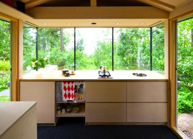 minimalist, light footprint, low carbon footprint, sustainable building, solar power, seaside, city cottage, Helsinki, Finland, urban life, Palva family, Verstas Architects, green design, sustainable design, eco-design