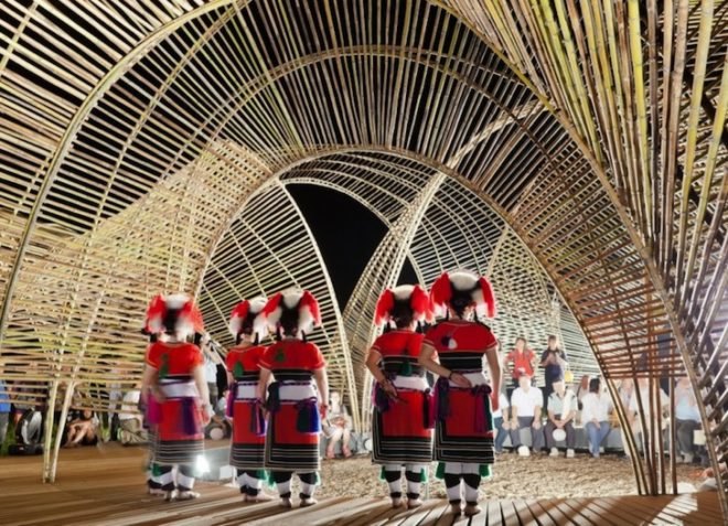 Parabolic arches, forest pavilion, taiwan, Amis tribe, nArchitects, green design, eco-design, sustainable design, eco-architecture, green materials, bamboo, Hualien County, Da Wong Da Fu Forest