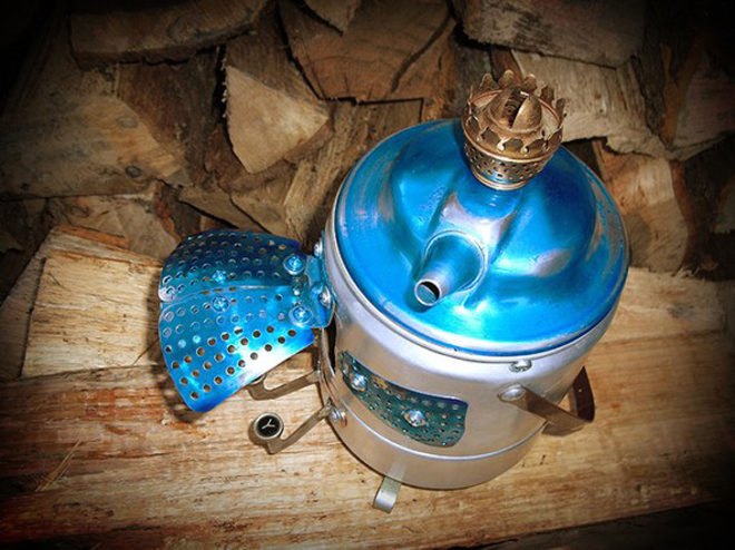 steam punk birdhouse, antique birdhouse, birdhouses, recycled birdhouses, eco birdhouses, green birdhouses, recycled materials, upcycling, brian carlise, paper gadget, gadget sponge, brian Carlisle