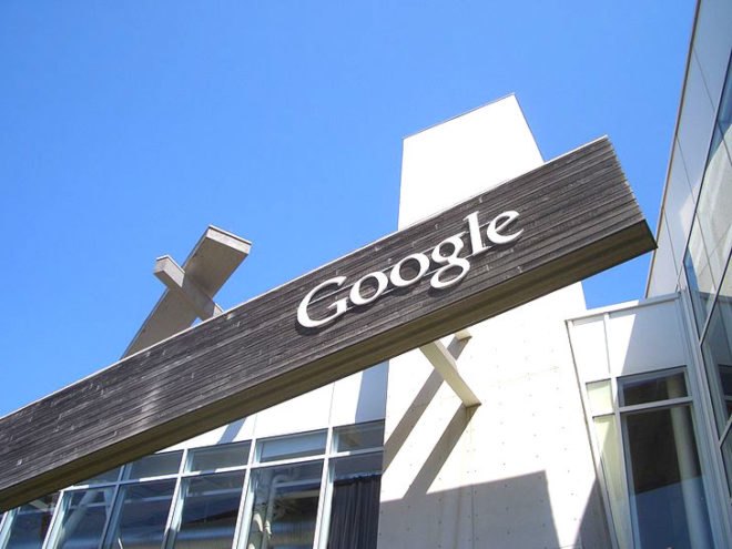 google energy use, google mail energy use, google corporation, google, internet energy use, carbon neutral, carbon neutral businesses, server energy use