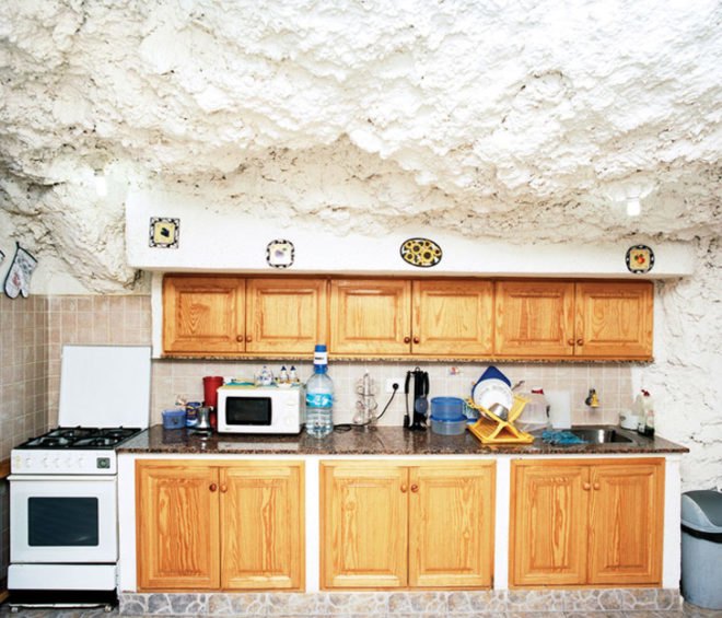 rock houses, cave houses, green houses, rock architecture, cave architecture, cave dwellings, hand built homes, hand built architecture, low impact architecture, eco architecture, spanish architecture, spanish canary islands architecture, spanish design, eco homes