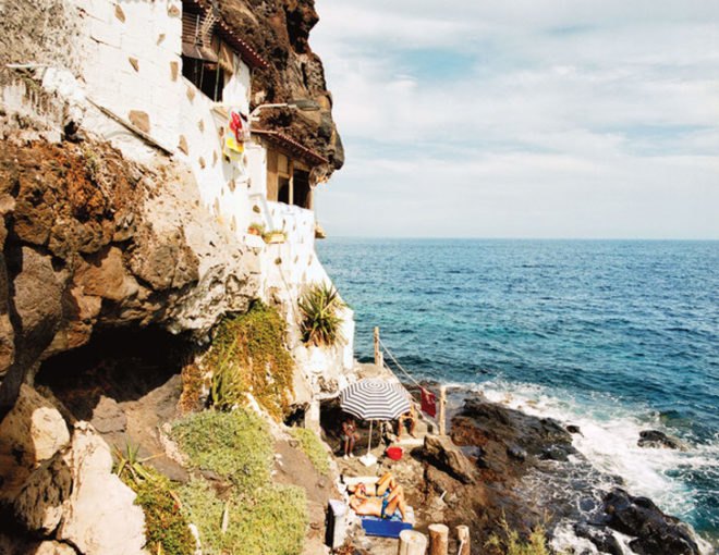 rock houses, cave houses, green houses, rock architecture, cave architecture, cave dwellings, hand built homes, hand built architecture, low impact architecture, eco architecture, spanish architecture, spanish canary islands architecture, spanish design, eco homes