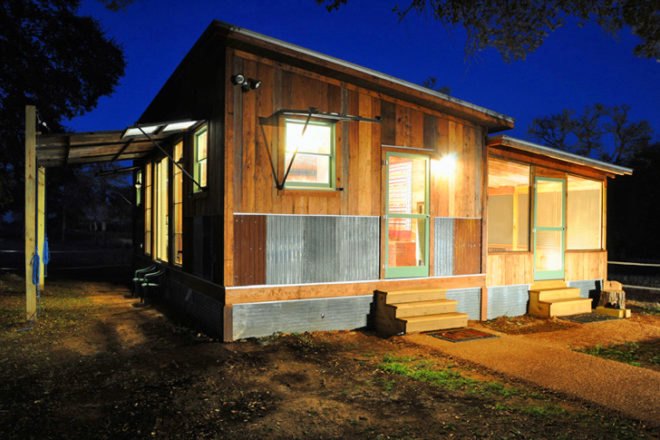 reclaimed space, tracen gardner, prefab homes, artisan prefab homes, prefabricated homes, handmade prefab homes, reclaimed space prefabs, reclaimed space homes, reclaimed space design, green design, reclaimed materials