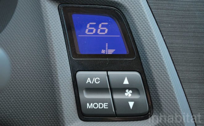 Honda Insight, test drive, Inhabitat test drive, Honda hybrid, Honda Insight hybrid, electric hybrid, electric vehicle, electric car, green transportation, green automotive design, alternative transportation, Laura K. Cowan, Transportation Editor, Laura Cowan