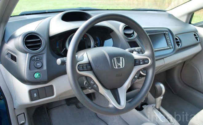 Honda Insight, test drive, Inhabitat test drive, Honda hybrid, Honda Insight hybrid, electric hybrid, electric vehicle, electric car, green transportation, green automotive design, alternative transportation, Laura K. Cowan, Transportation Editor, Laura Cowan