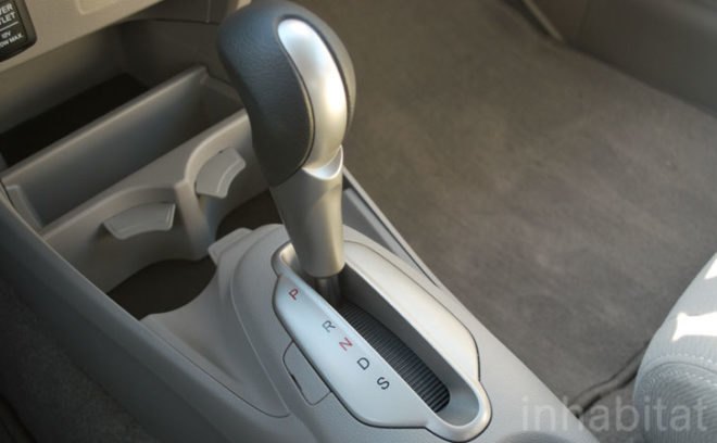 Honda Insight, test drive, Inhabitat test drive, Honda hybrid, Honda Insight hybrid, electric hybrid, electric vehicle, electric car, green transportation, green automotive design, alternative transportation, Laura K. Cowan, Transportation Editor, Laura Cowan